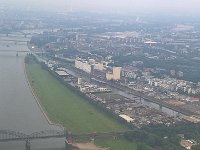 Nordsee 2017 Joerg (4)  über dem Rhein und über Köln, rechts der Deutzer Hafen
